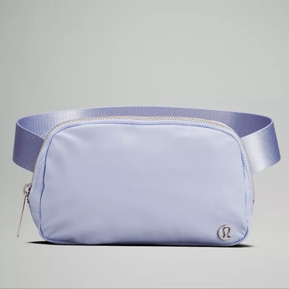 BNWT - Lululemon PASTEL BLUE BELT BAG